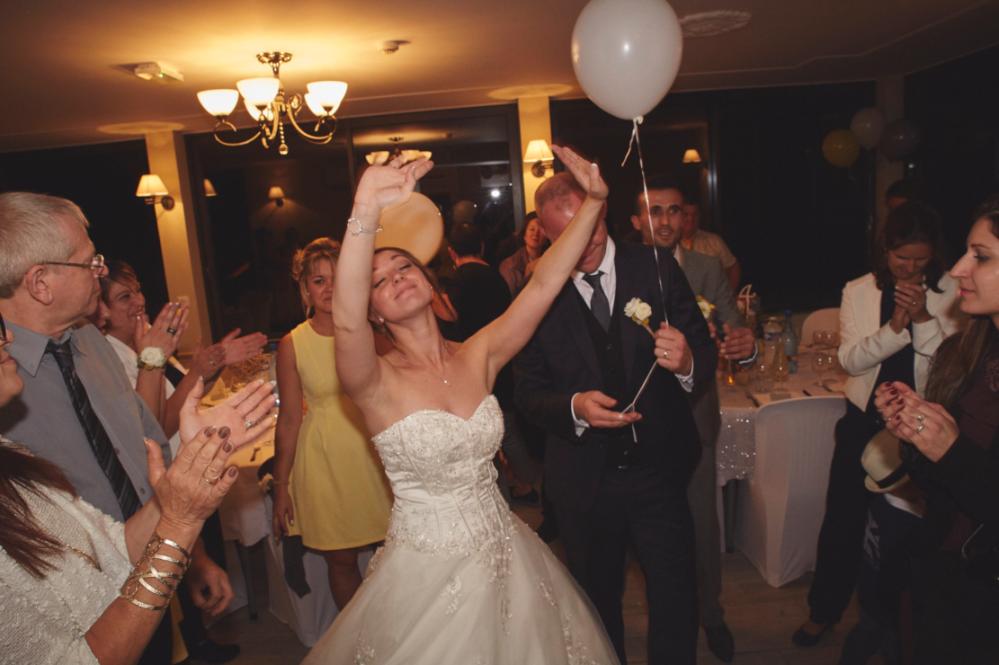Photo de mariage, Marielle et Adrien soirée dansante & ballon